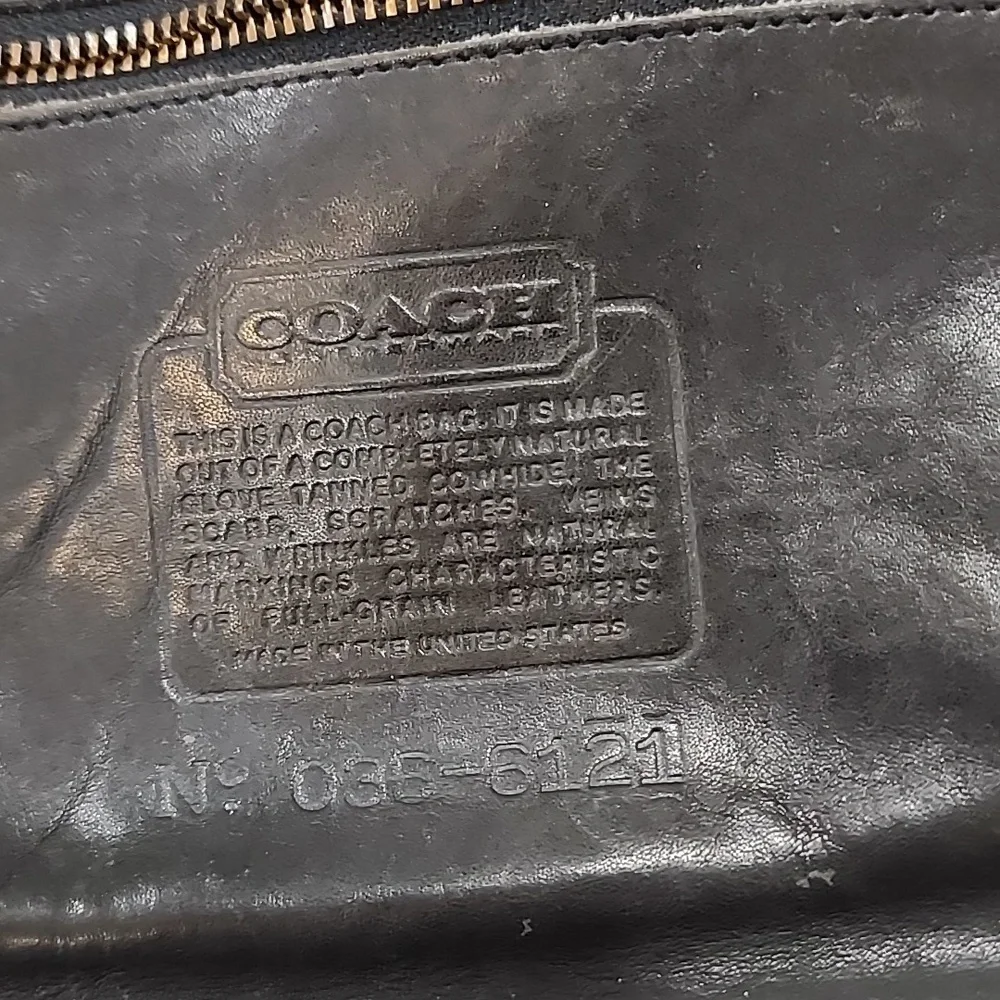 Vintage Coach Crossbody Hand Bag Elegant Black Leather Shoulder Bag - Picture 6 of 13